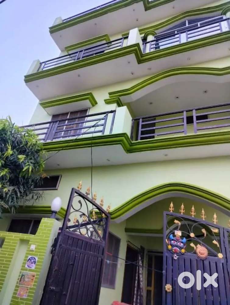Family Friendly,  with balcony house for rent