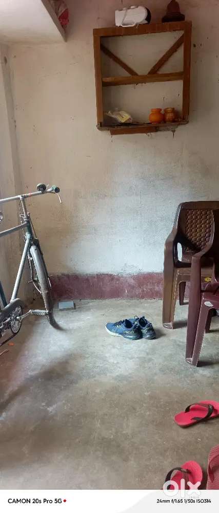रूम किसी को चाहिए toh sampark kare