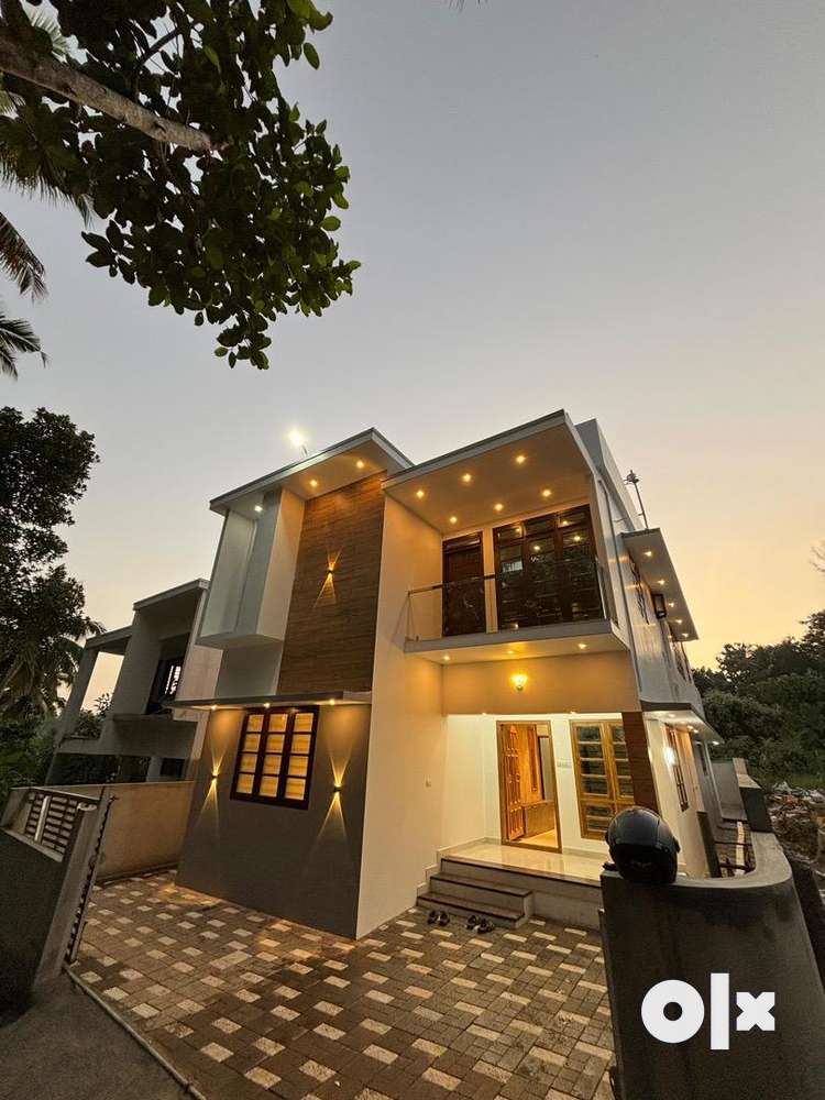 5 BHK luxury home near Sreekaryam (prime location)
