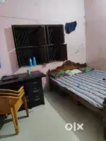 Room partner chahiye girl student and women