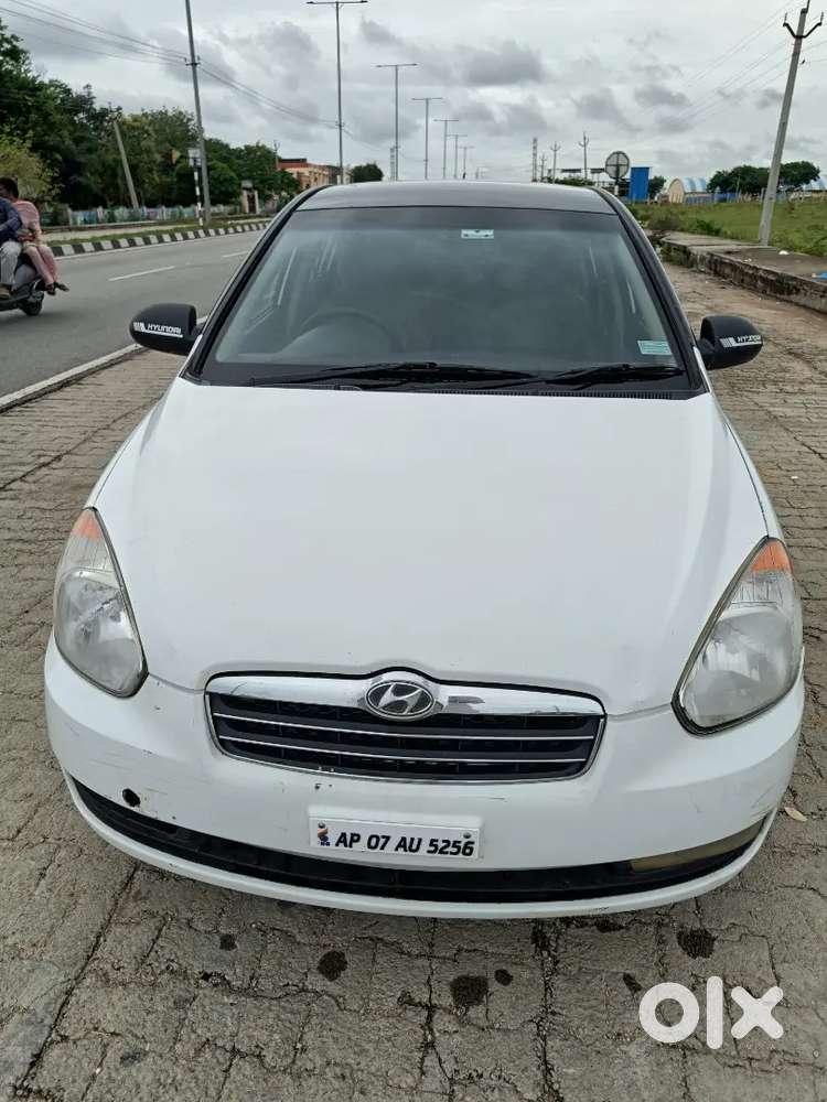 Hyundai Verna 2009