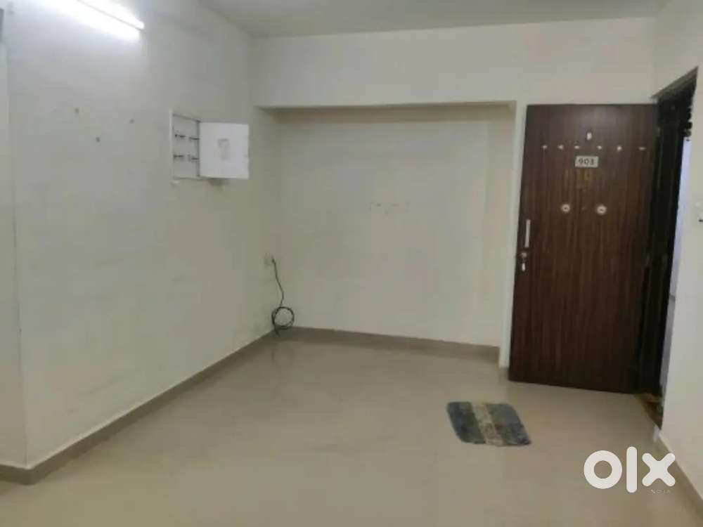 Hello get 2bhk flat in low budget in lalpur.