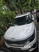 Kia seltos htk+ top model with full Company service record