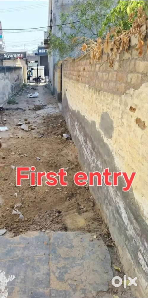 House to sell in Rani bazar near railway station.