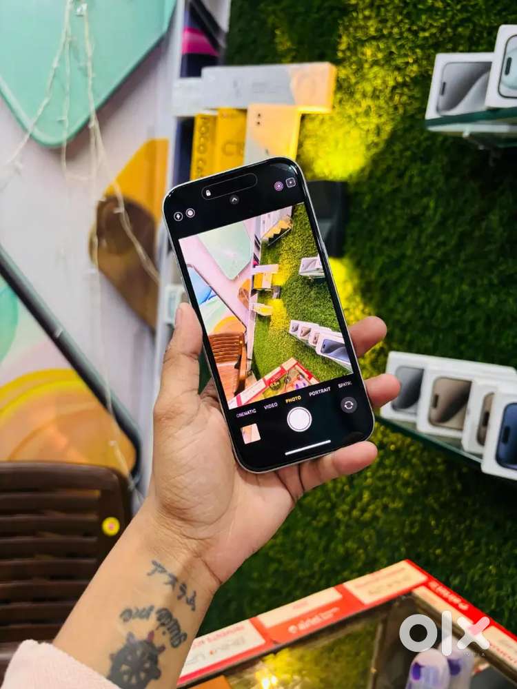 Iphone 15 available with bill box
