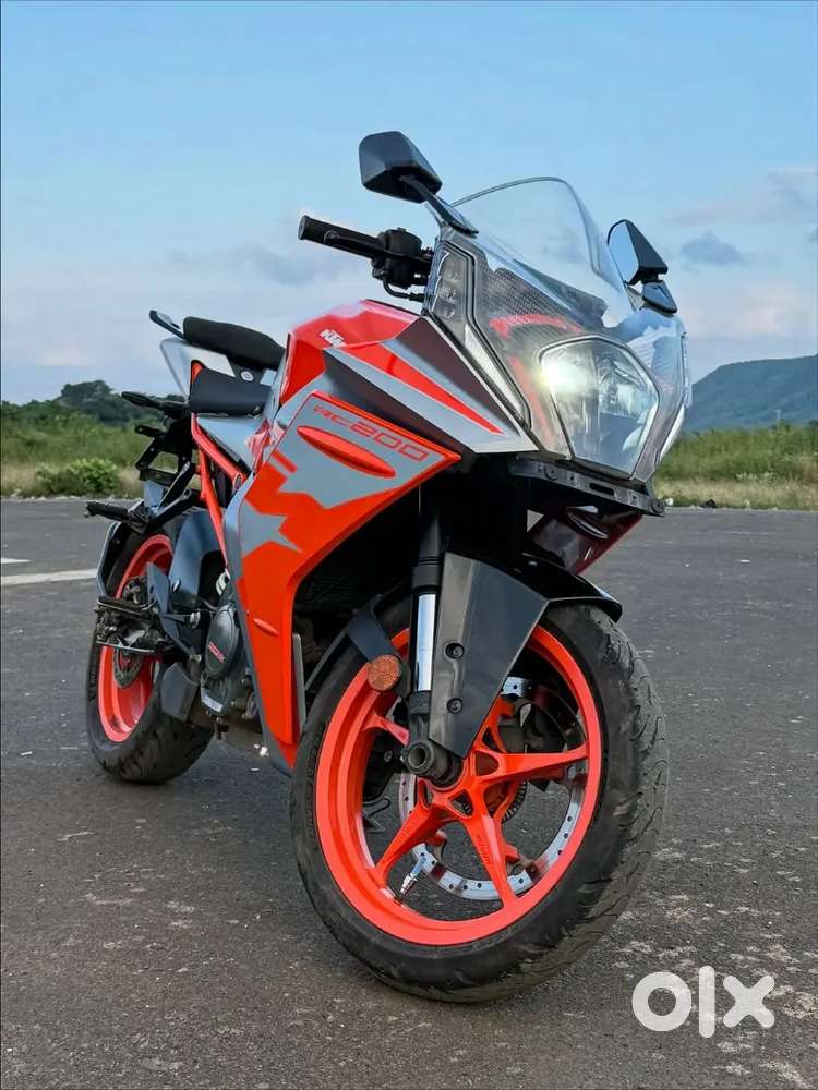 KTM RC 200 maintained like new