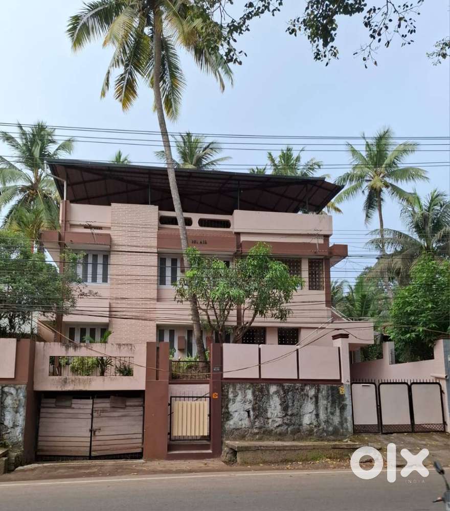 3 Bhk house (first floor) for rent in Paruthippara Muttada main road