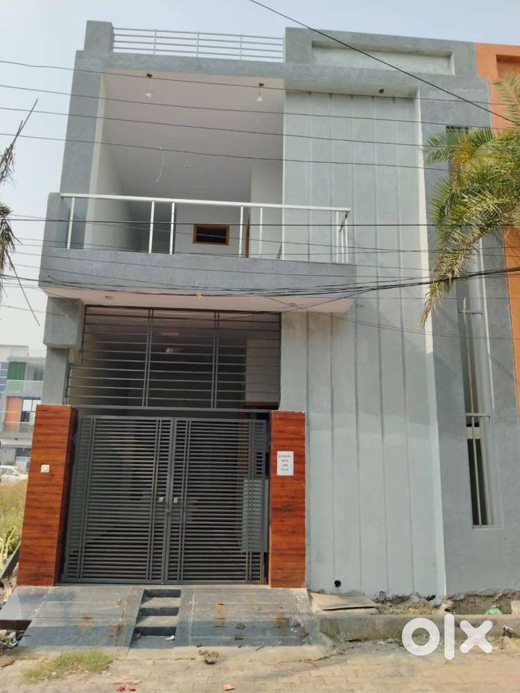 100 GAJ 3BHK HOUSE FOR SALE