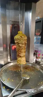 Shawarma master