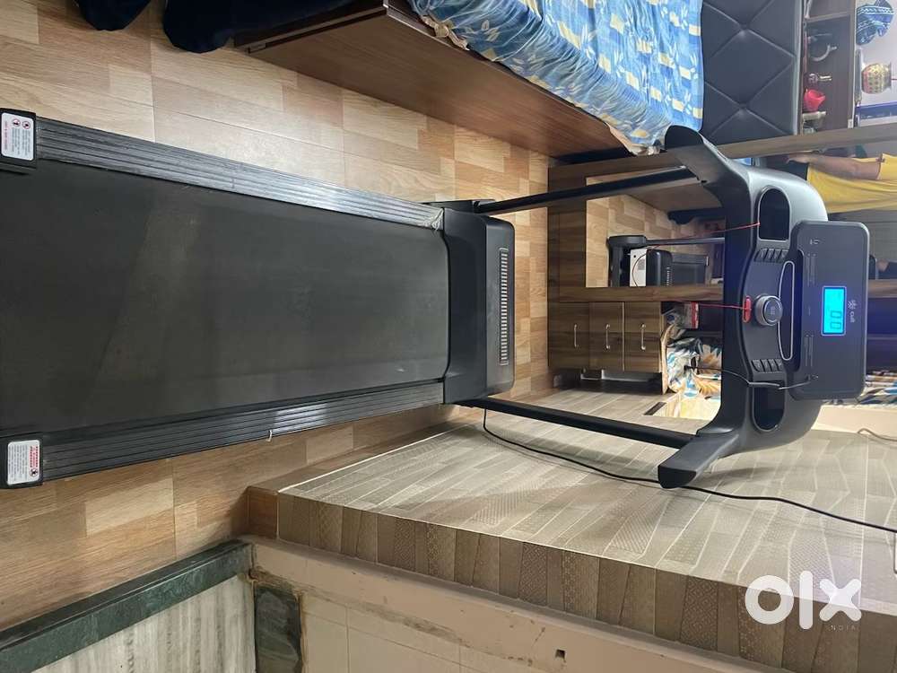 Treadmill Barely Used - Cult Fitness Smartrun Carson