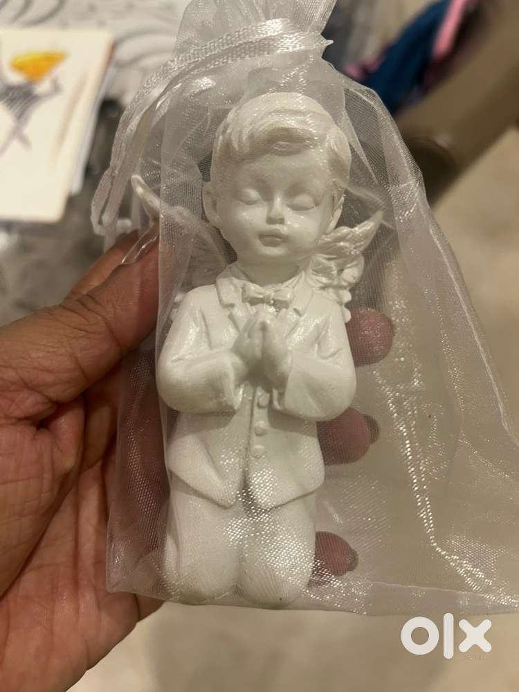Angel boy suitable as return gift