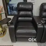 Two Recliner chairs and sofa