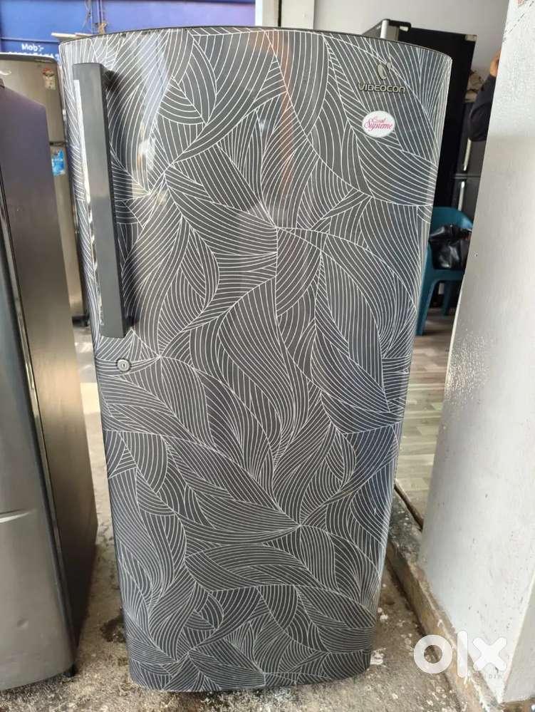 Videocon single door fridge 220  liters free home delivery.