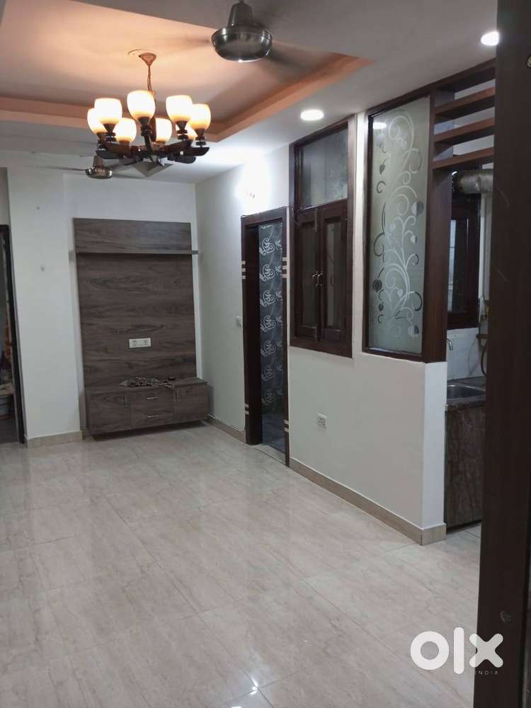 3 BHK Builder Floor @25K for Rent in Indirapuram (Prime Location)