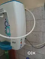 Water purifier: NEW LIKE AND RECENTLY SERVICED