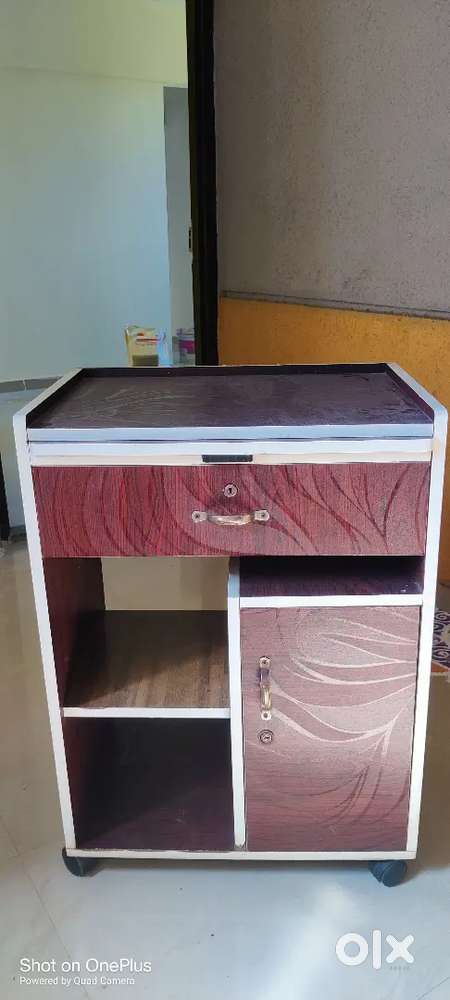 computer table