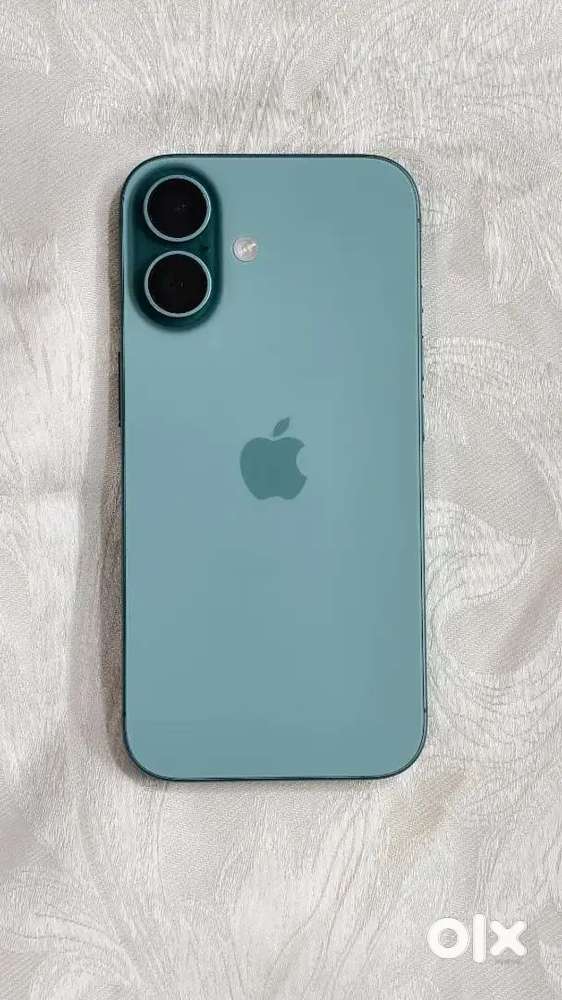 iPhone 16 (128GB)