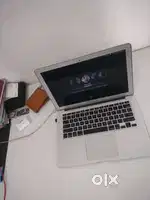 MacBook Air 13-inch (2017)
Processor: Core i5 (1.8GHz)
RAM: 8GB