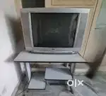 LG 32-inch crt TV for sale with woofers