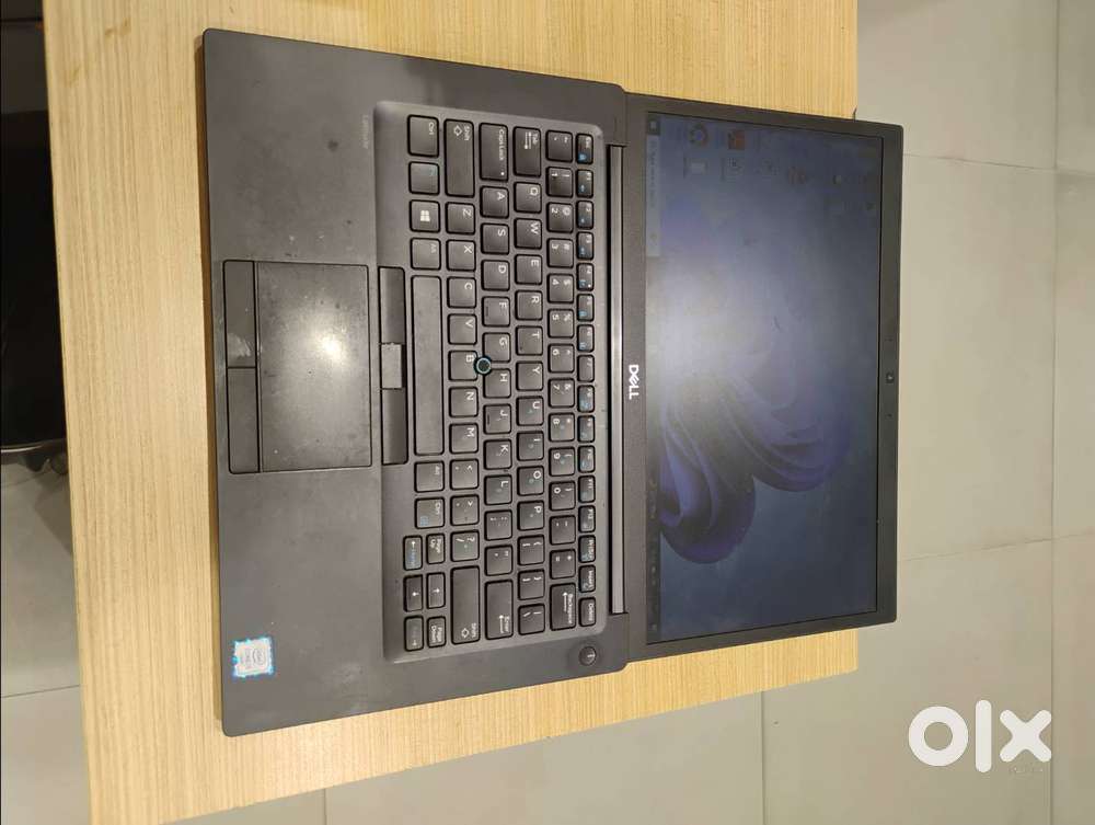 Dell Laptop i5 inter core window 10