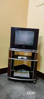 Samsung Ultra Slim TV + Stand(Alpha Brand) Very good condition 6000 Rs