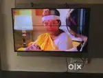 Hisense 43 inch 4k smart LED TV - Display crack lines