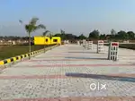 इकाना स्टेडियम आईटी सिटी के निकट गोल्फ सिटी मे प्लाट ले तुरंत कब्जा