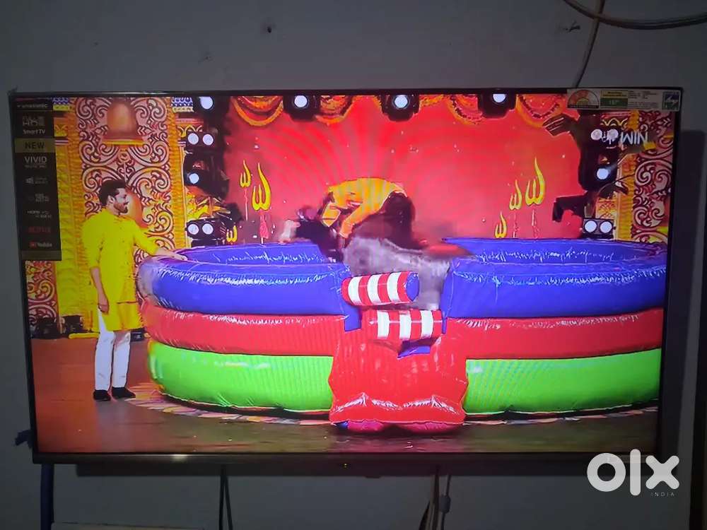 Panasonic 43 inches tv