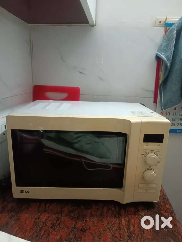 LG Microwave with grill
