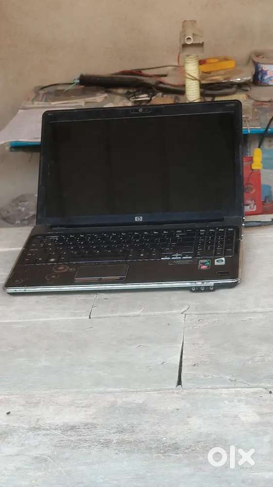 Hp laptop hai  on nhi hota hai but charging show karta hai