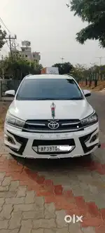 Toyota Innova Crysta 2.4 G MT 8S, 2020, Diesel