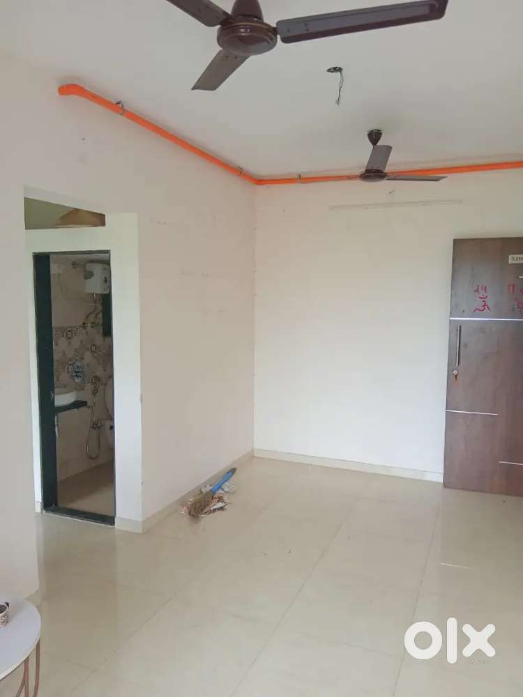 Semi Furnished 1 Bhk Rental in Ecocity