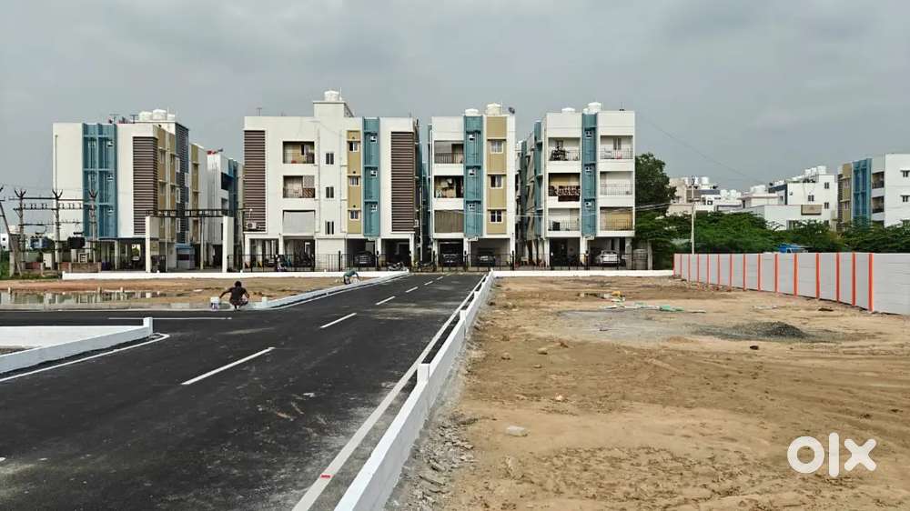 GATED COMMUNITY VILLA PLOTS SALES@ POONAMALLEE PARUTHIPATTU