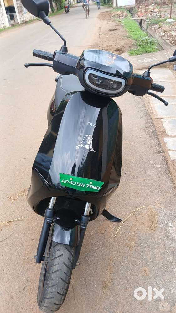 Ola s1pro 2nd gen jet black