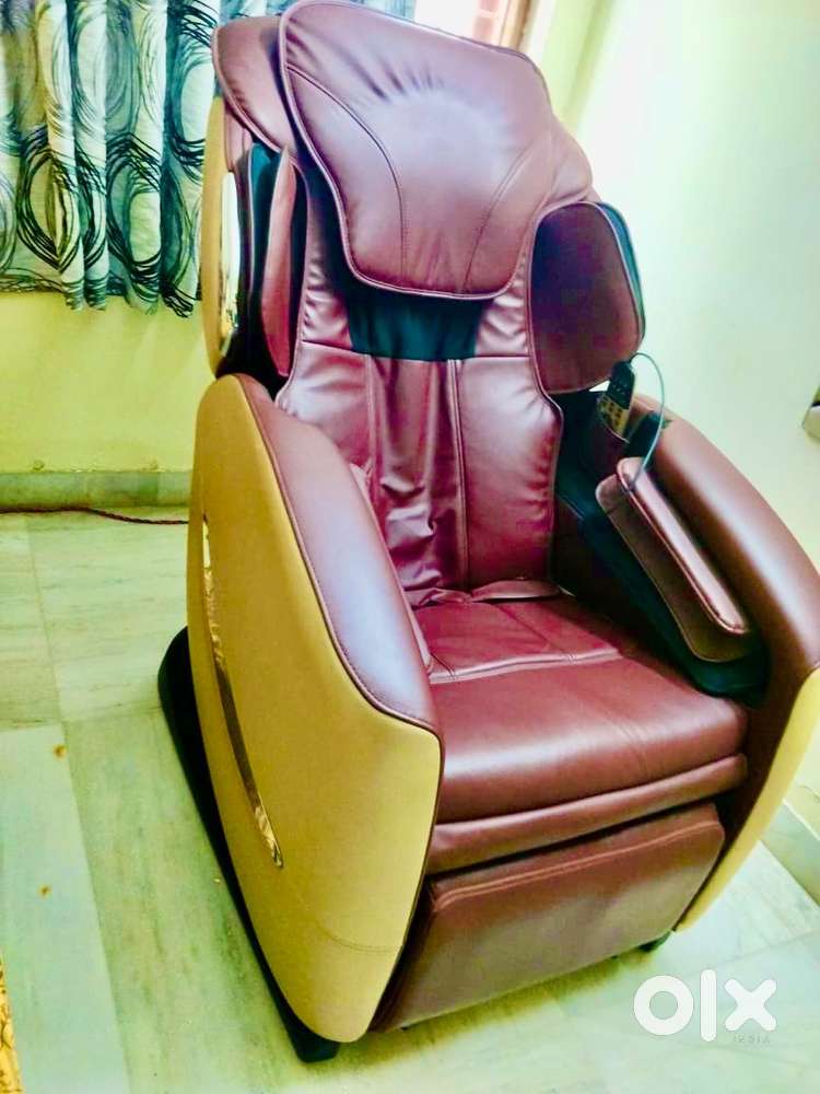 Excellent massage chair - Rarely used