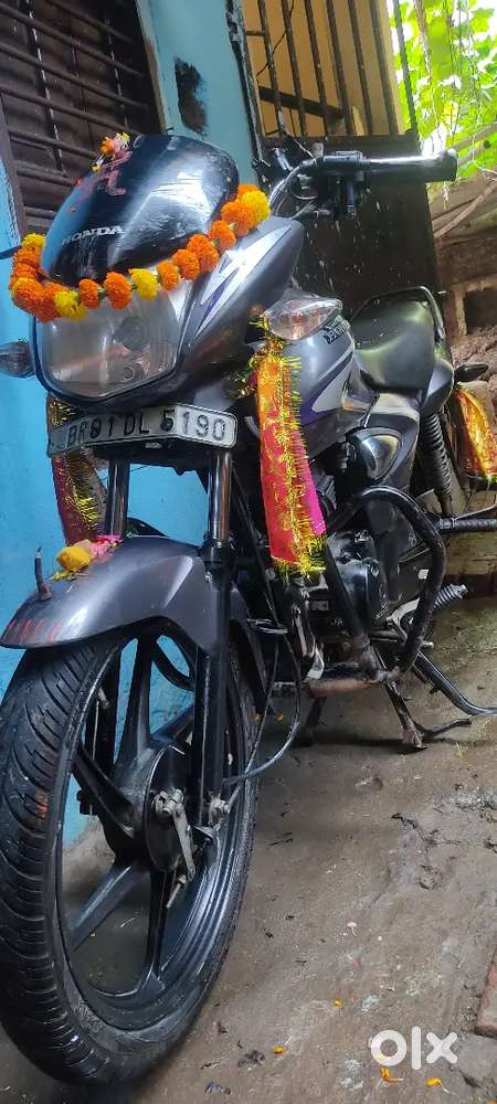 Good condition all pepar ok he