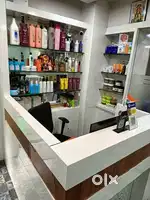 Urgent Requirment Salon reception counter female