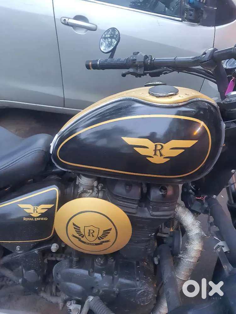 Bullet Vardenchi collector's bike