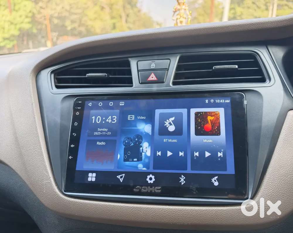 Touch screen Android car player 9 inch