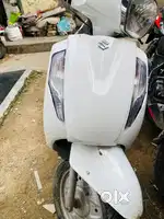 Suzuki Access 125 white