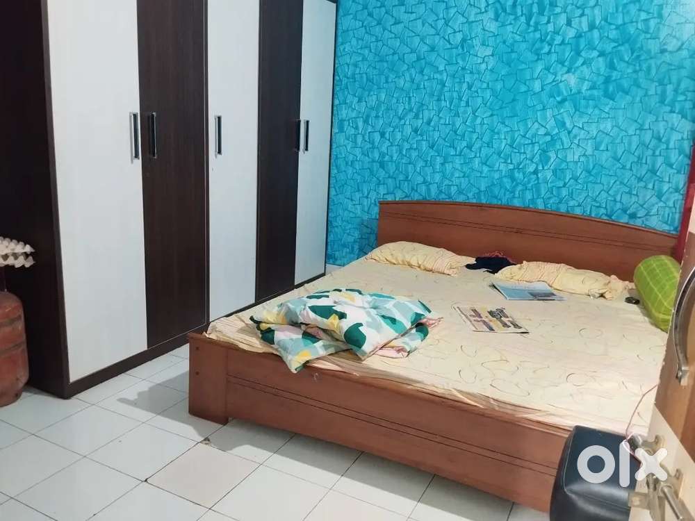 2 BHK fully furnished family or working bachelor