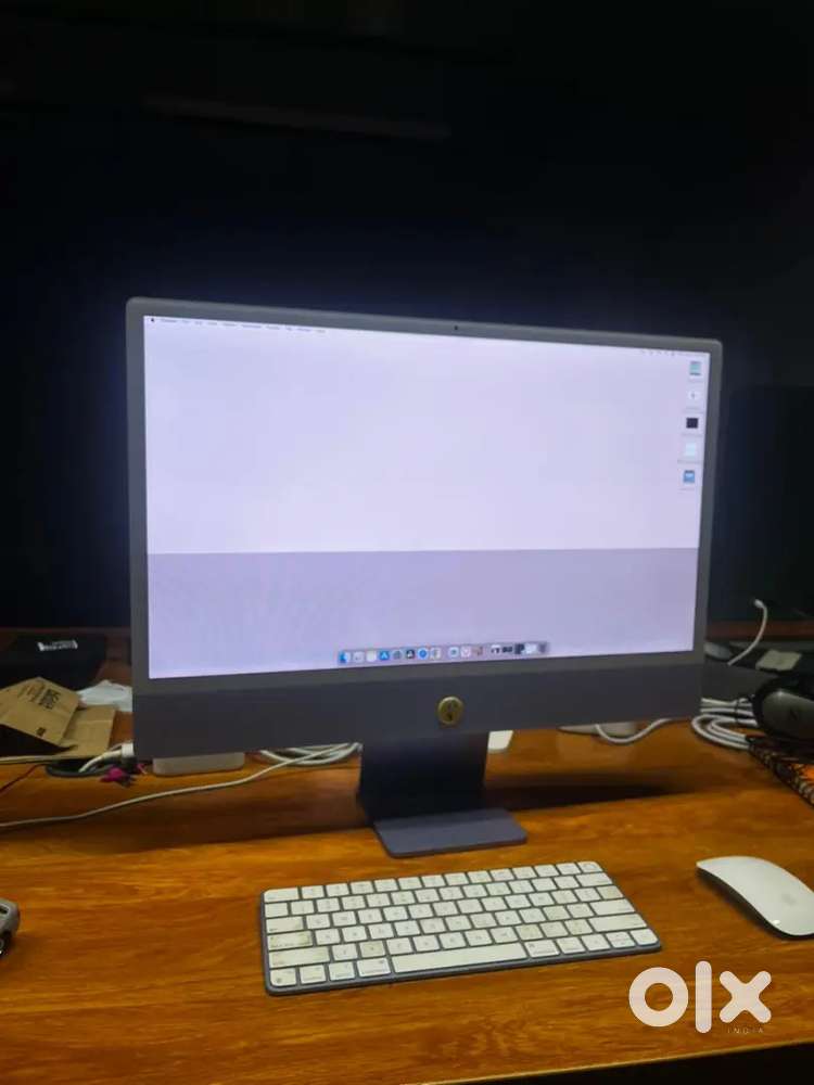 Apple iMac 24 M1 (2021) – 16GB RAM  512GB SSD