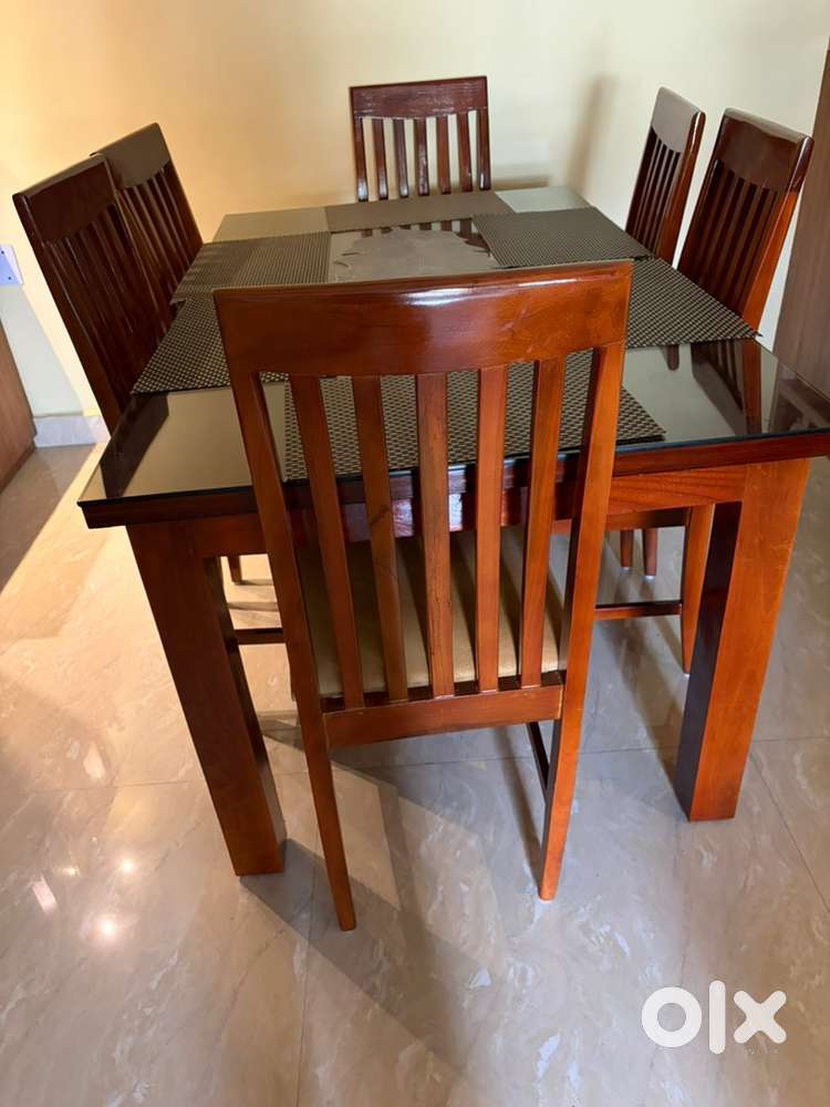 Sesham wood 6 seater dining table