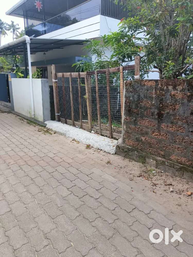 land for sale in mundakkal