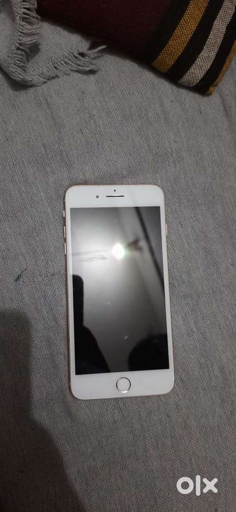 iPhone 8 plus 64GB