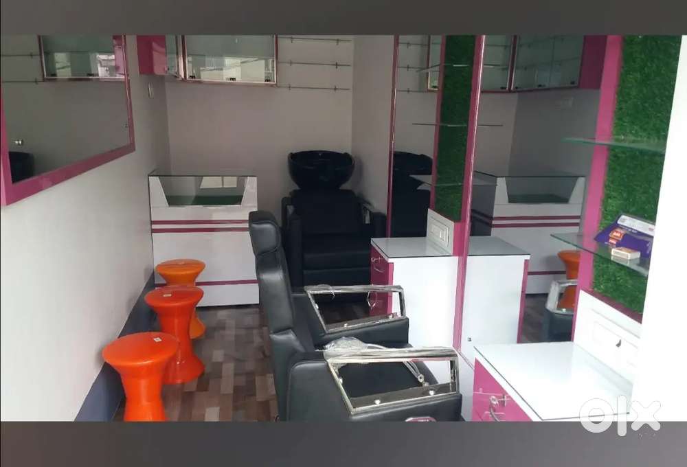 Dokan sajano acha.all furnitures,fan,light sobki6u aksatha sale hoba.