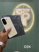 Vivo X200 FE 12/256 Full box warranty till September 2026