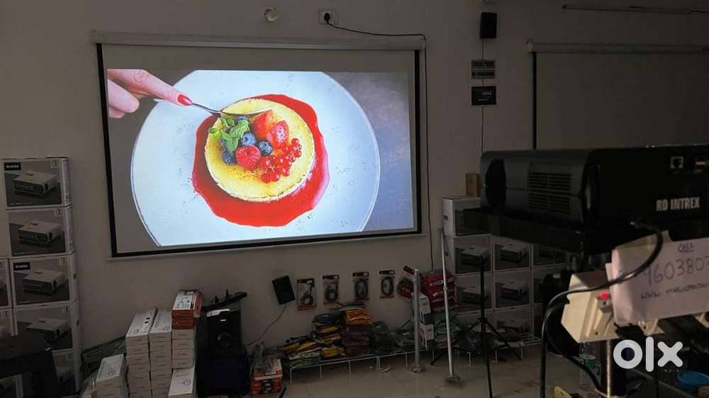 New Best quality 4K 3D projectors and screens wall tripod at wholesale