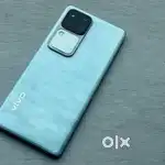 Vivo v40 pro 8 256 1 year old phone