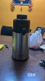 Milton Tea Flask Silver and Black